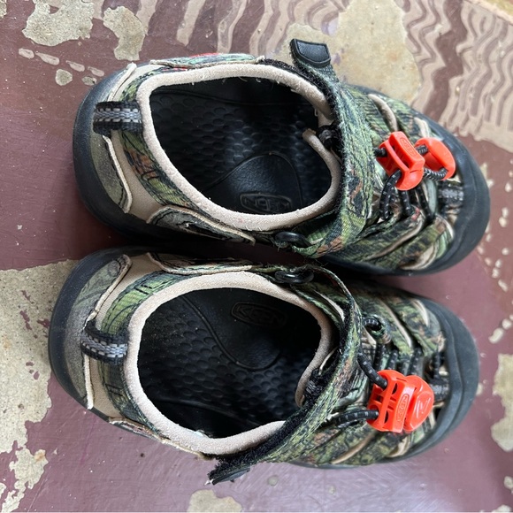 Camo keens! - Picture 4 of 5